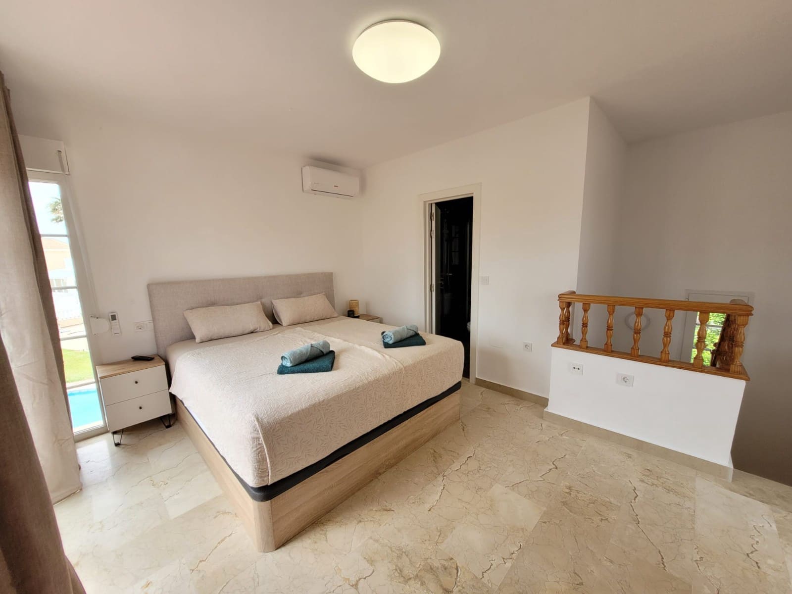 3 sovrum Villa för semesterbostäder i Playa Flamenca med pool garage - 770 € (Ref: 8983002)