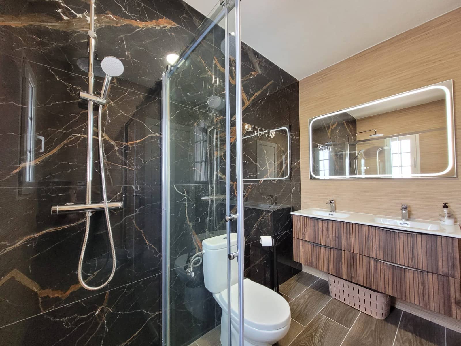 3 sovrum Villa för semesterbostäder i Playa Flamenca med pool garage - 770 € (Ref: 8983002)