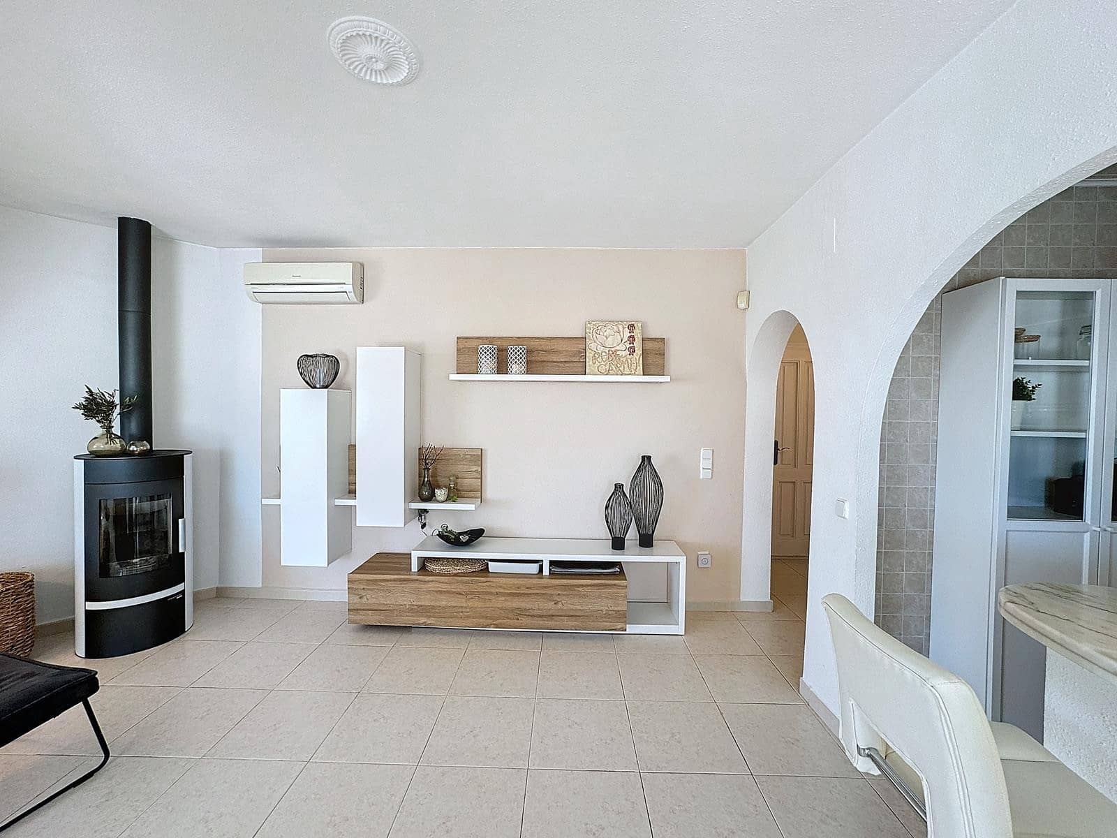Chalet de 3 habitaciones en Moraira en venta con piscina - 689.000 € (Ref: 8990256)