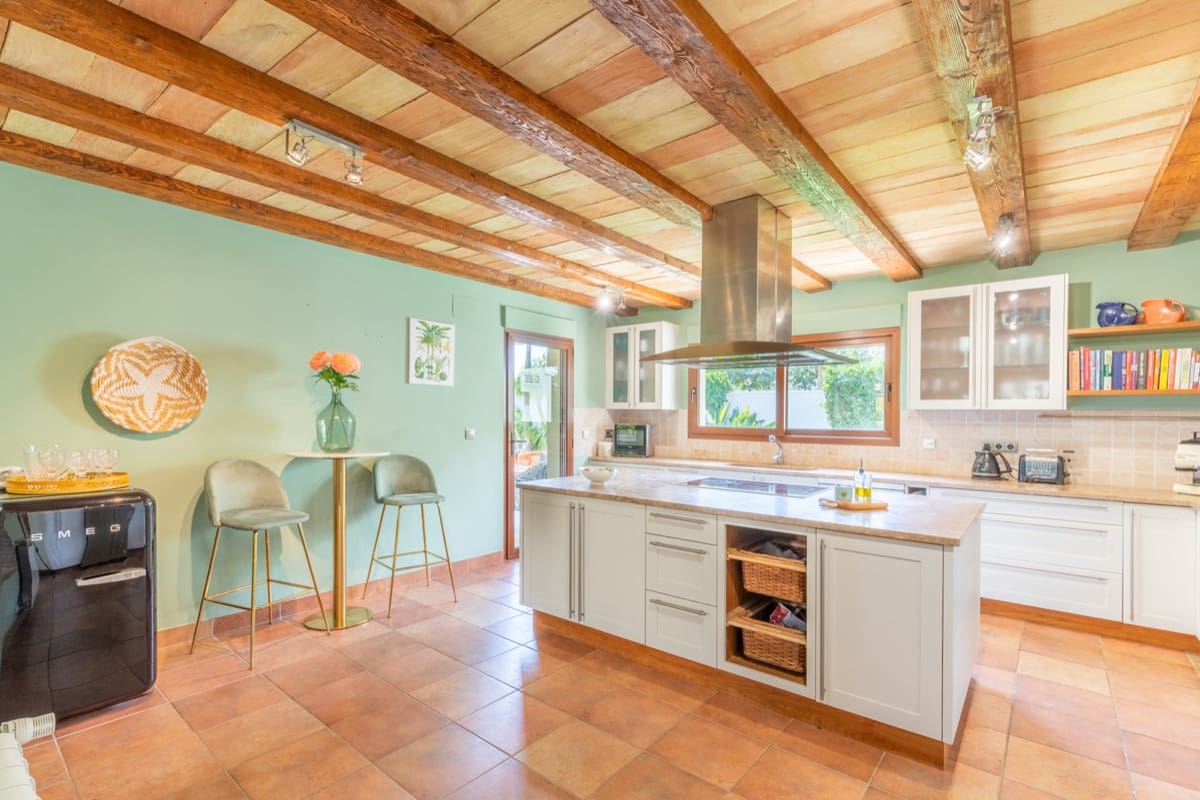3 slaapkamer Villa te koop in Denia met zwembad - € 975.000 (Ref: 8998461)