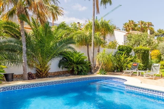 3 slaapkamer Villa te koop in Dénia met zwembad - € 975.000 (Ref: 8998461)