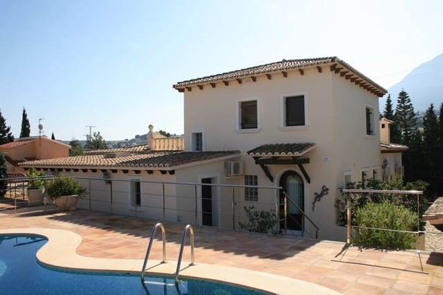 7 makuuhuone Huvila myytävänä paikassa Dénia mukana uima-altaan - 1 200 000 € (Ref: 8998464)