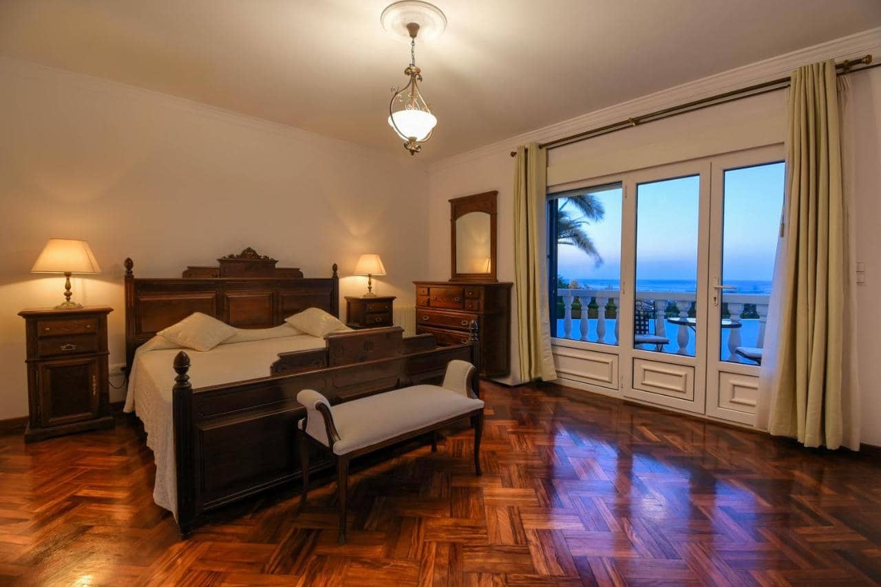 5 sovrum Villa till salu i Denia med pool - 990 000 € (Ref: 9001056)