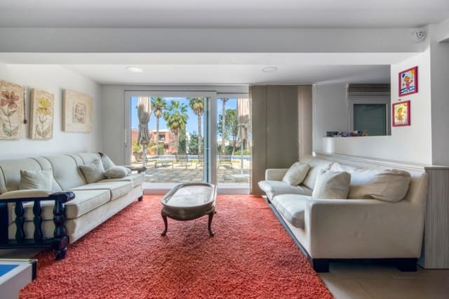 4 camera da letto Villa in vendita in Dénia con piscina - 1.450.000 € (Rif: 9003742)