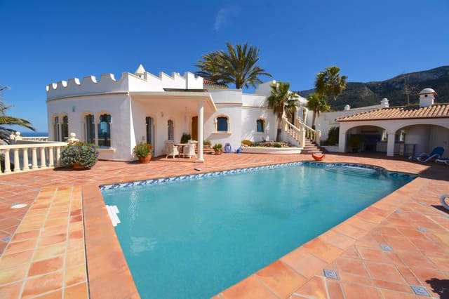 8 bedroom Villa for sale in Dénia with pool - € 3,500,000 (Ref: 9006765)