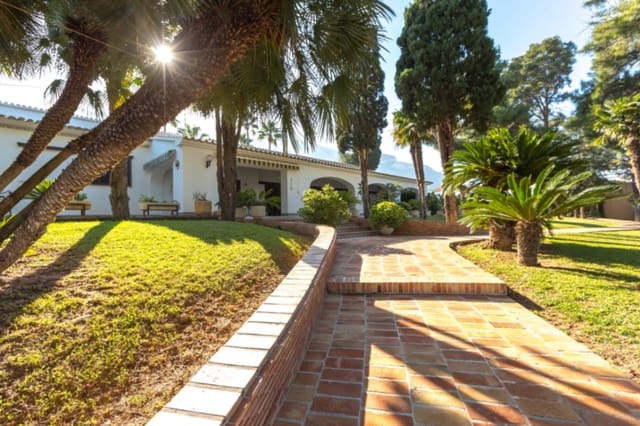 6 chambre Finca/Maison de Campagne à vendre à Dénia avec piscine - 2 800 000 € (Ref: 9006766)