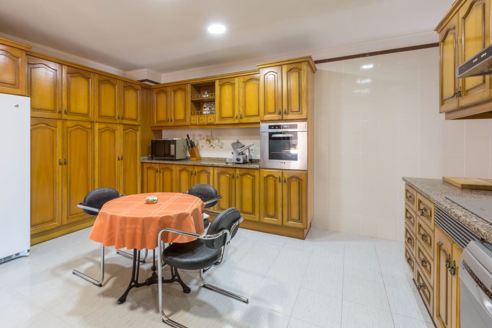 6 soveværelse Finca/Landehus til salg i Denia med swimmingpool - € 2.800.000 (Ref: 9006766)