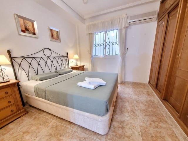 2 slaapkamer Appartement voor vakantieverhuur in Los Balcones - Los Altos, Orihuela met zwembad - € 399 (Ref: 9009799)