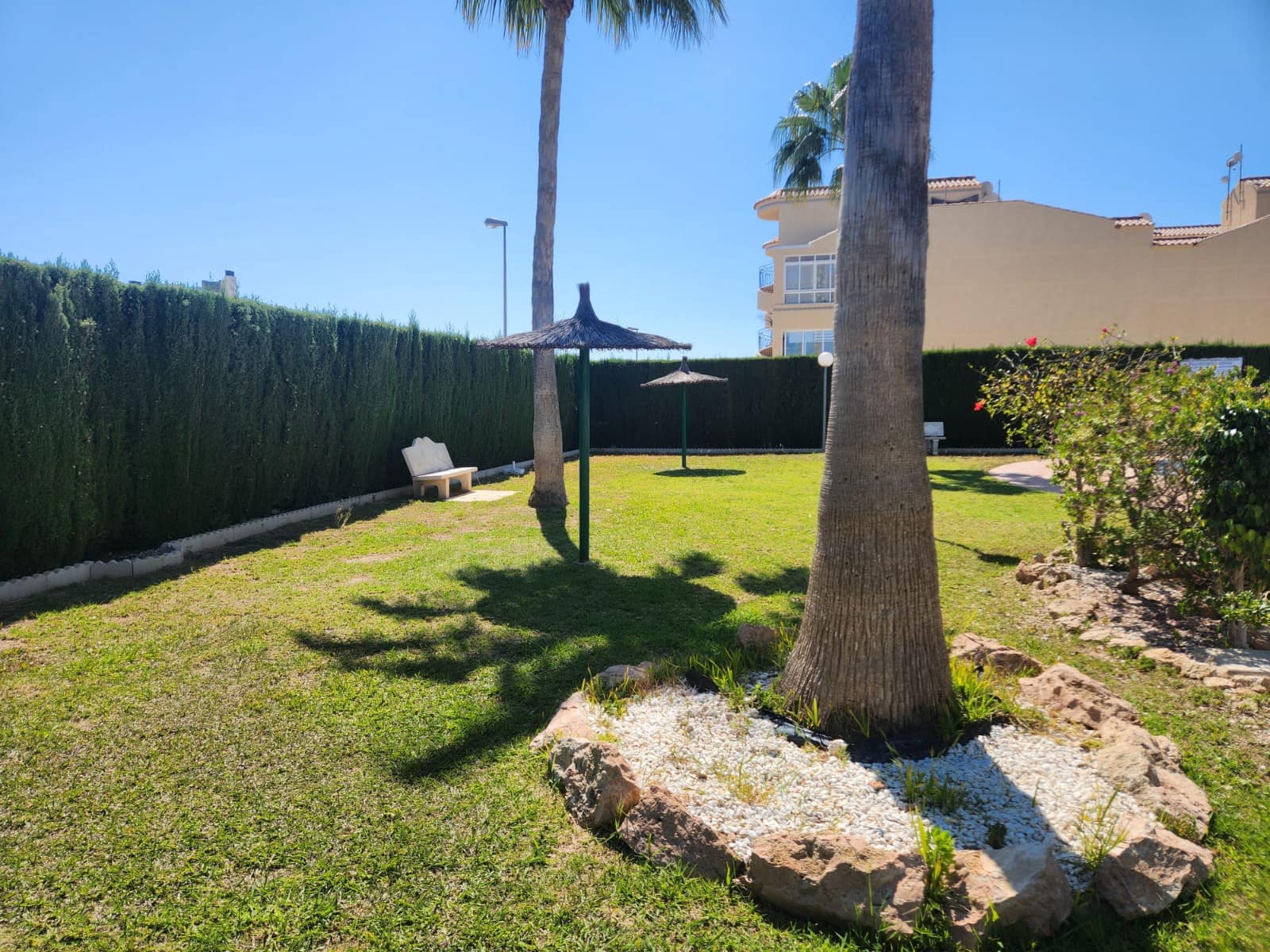 2 sovrum Lägenhet för semesterbostäder i Orihuela Costa med pool - 399 € (Ref: 9009799)