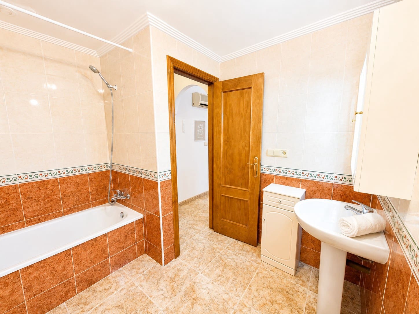 2 soverom Leilighet til salgs i Orihuela Costa med svømmebasseng - € 399 (Ref: 9009799)