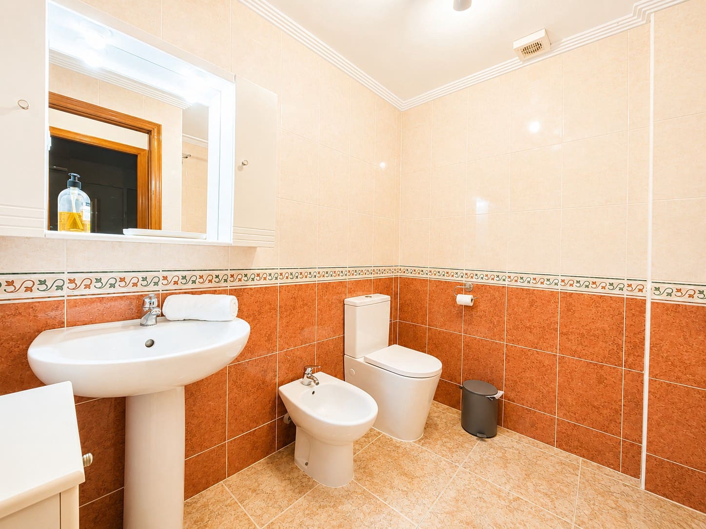2 soverom Leilighet til salgs i Orihuela Costa med svømmebasseng - € 399 (Ref: 9009799)