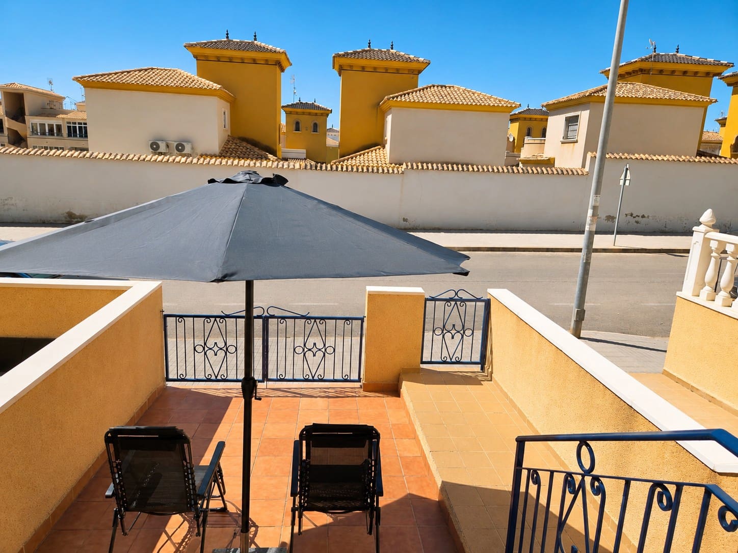 2 soverom Leilighet til salgs i Orihuela Costa med svømmebasseng - € 399 (Ref: 9009799)