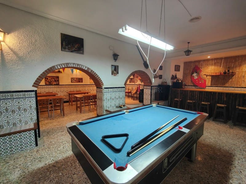 6 soveværelse Villa til salg i Jubalcoy / Jubalcoi - € 350.000 (Ref: 9016157)