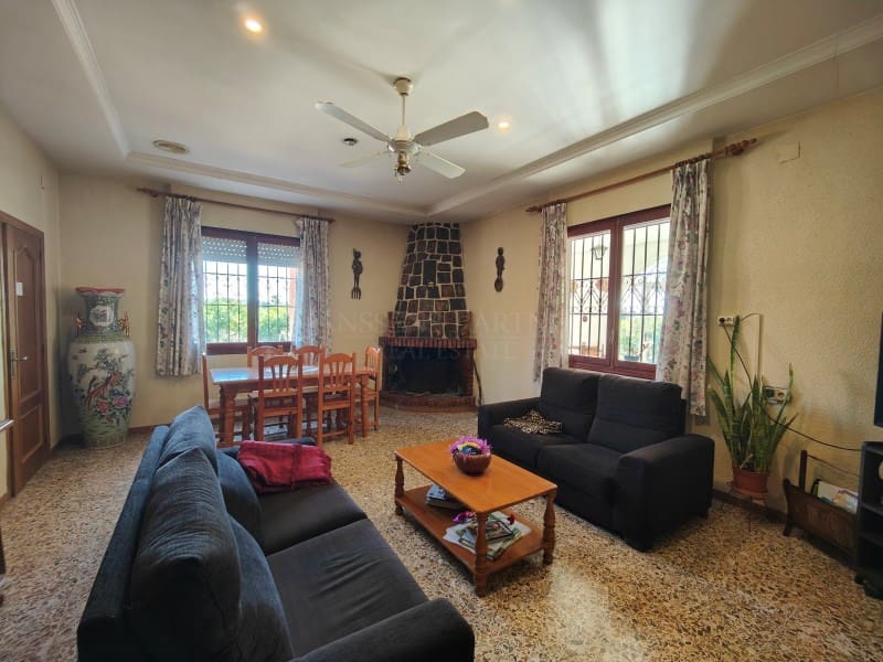 6 soveværelse Villa til salg i Jubalcoy / Jubalcoi - € 350.000 (Ref: 9016157)