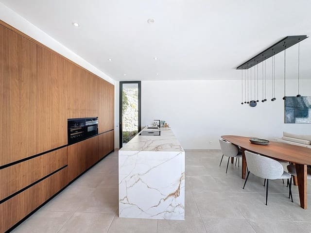 3 chambre Villa/Maison à vendre à Moraira, Teulada-Moraira avec piscine - 1 795 000 € (Ref: 9024059)