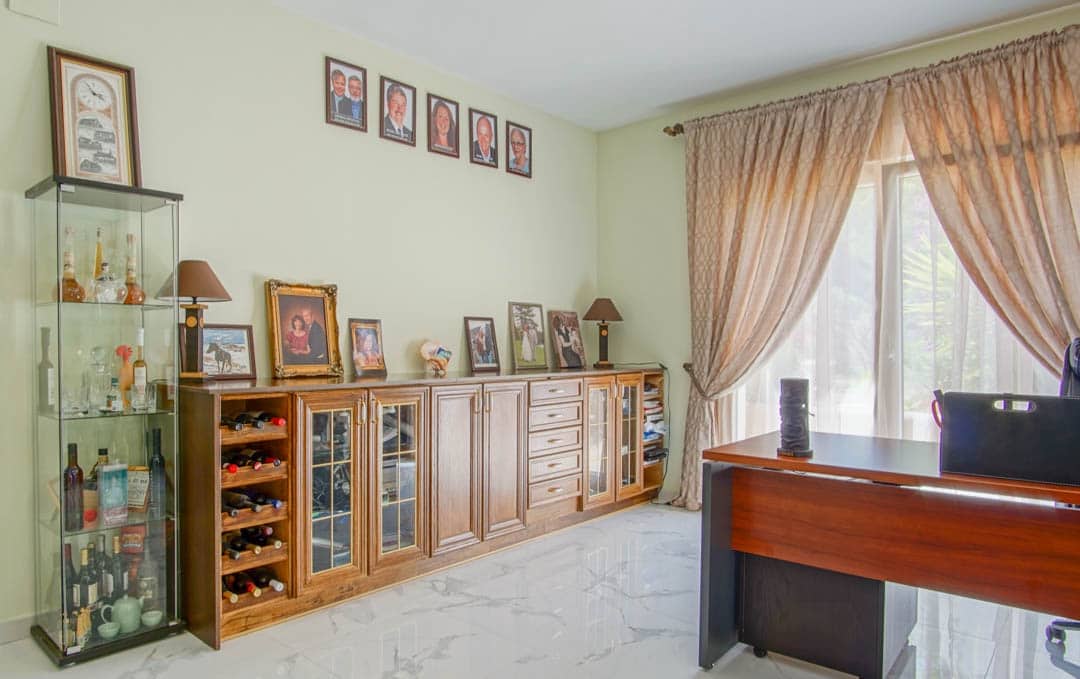 8 chambre Finca/Maison de Campagne à vendre à La Nucia avec piscine - 2 500 000 € (Ref: 9024061)