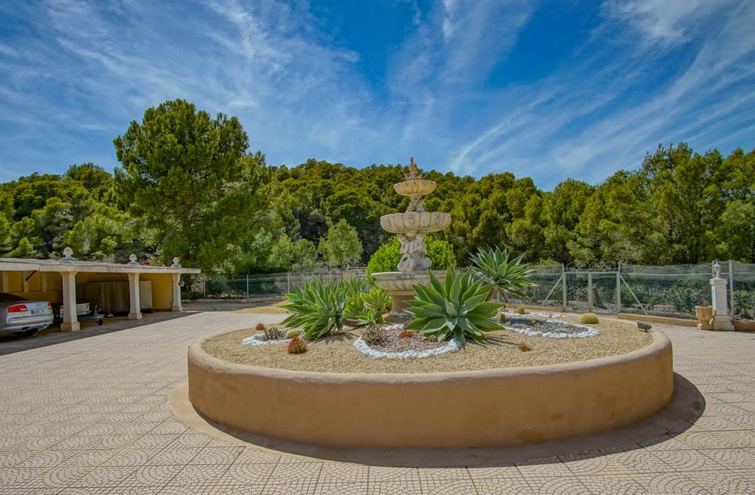 8 chambre Finca/Maison de Campagne à vendre à La Nucia avec piscine - 2 500 000 € (Ref: 9024061)