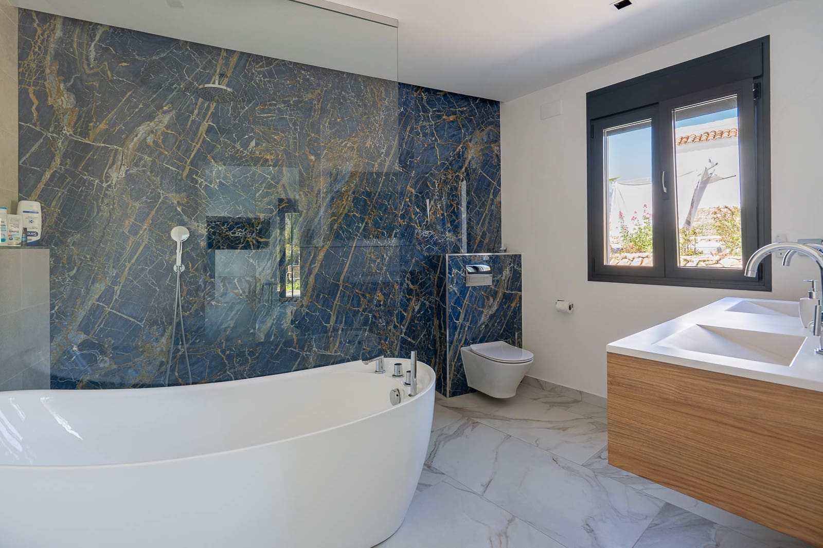 5 makuuhuone Maalaistalo myytävänä paikassa Benissa mukana uima-altaan - 2 550 000 € (Ref: 9024062)