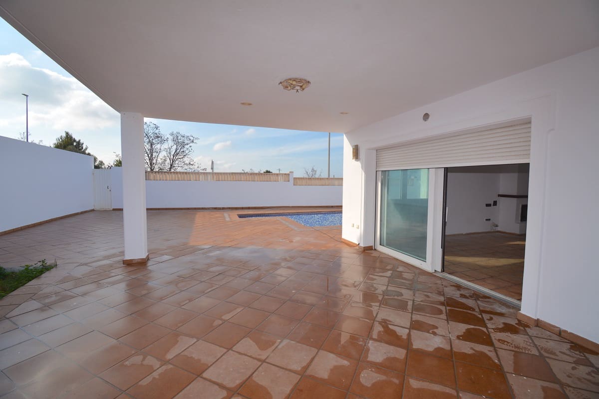 4 Zimmer Villa zu verkaufen in Denia mit Pool - 580.000 € (Ref: 9029335)