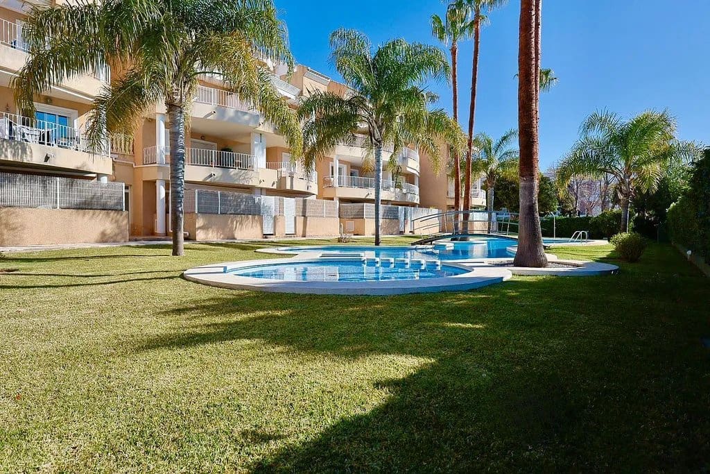 2 slaapkamer Penthouse te koop in Javea / Xabia met zwembad - € 399.000 (Ref: 9031547)