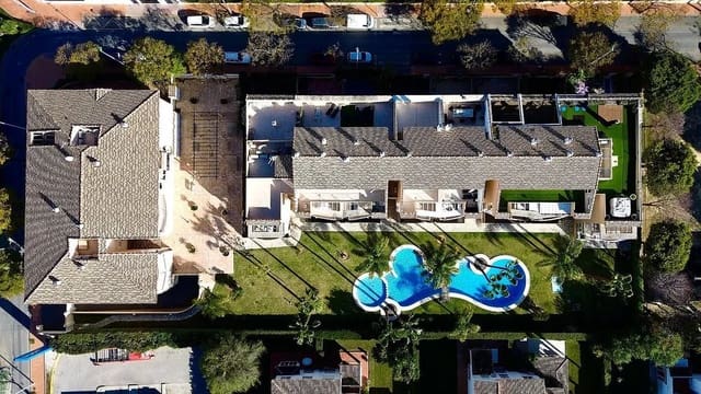 2 slaapkamer Penthouse te koop in Javea / Xàbia met zwembad - € 399.000 (Ref: 9031547)