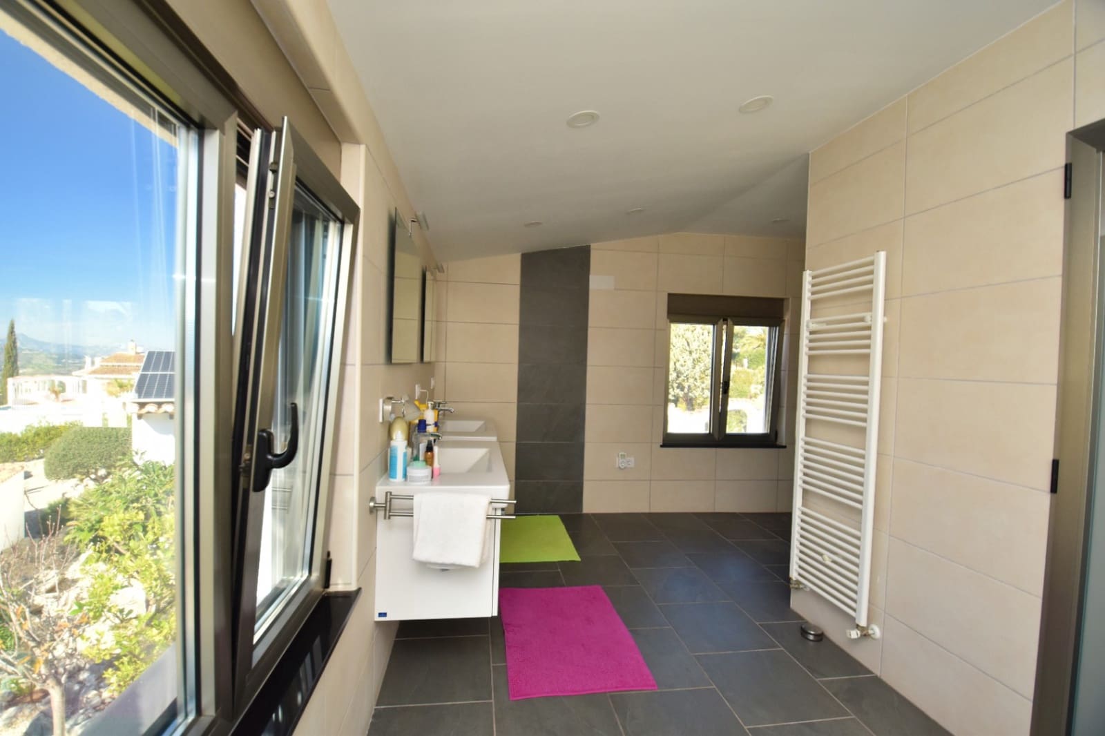 4 soveværelse Villa til salg i Monte Pego med swimmingpool - € 750.000 (Ref: 9035344)