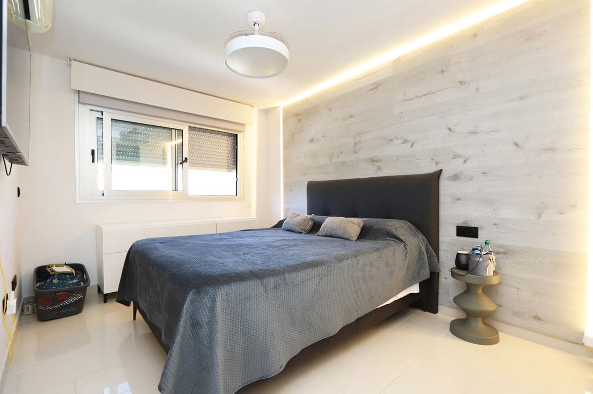 4 sypialnia Dom blizniak na sprzedaż w Denia z basenem - 559 000 € (Ref: 9035345)