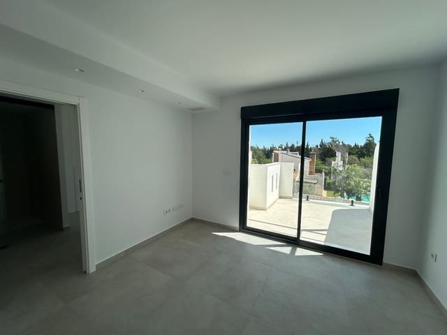 2 slaapkamer Penthouse te koop in Dénia met zwembad - € 333.000 (Ref: 9038242)