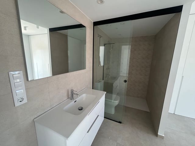 2 slaapkamer Penthouse te koop in Dénia met zwembad - € 333.000 (Ref: 9038242)