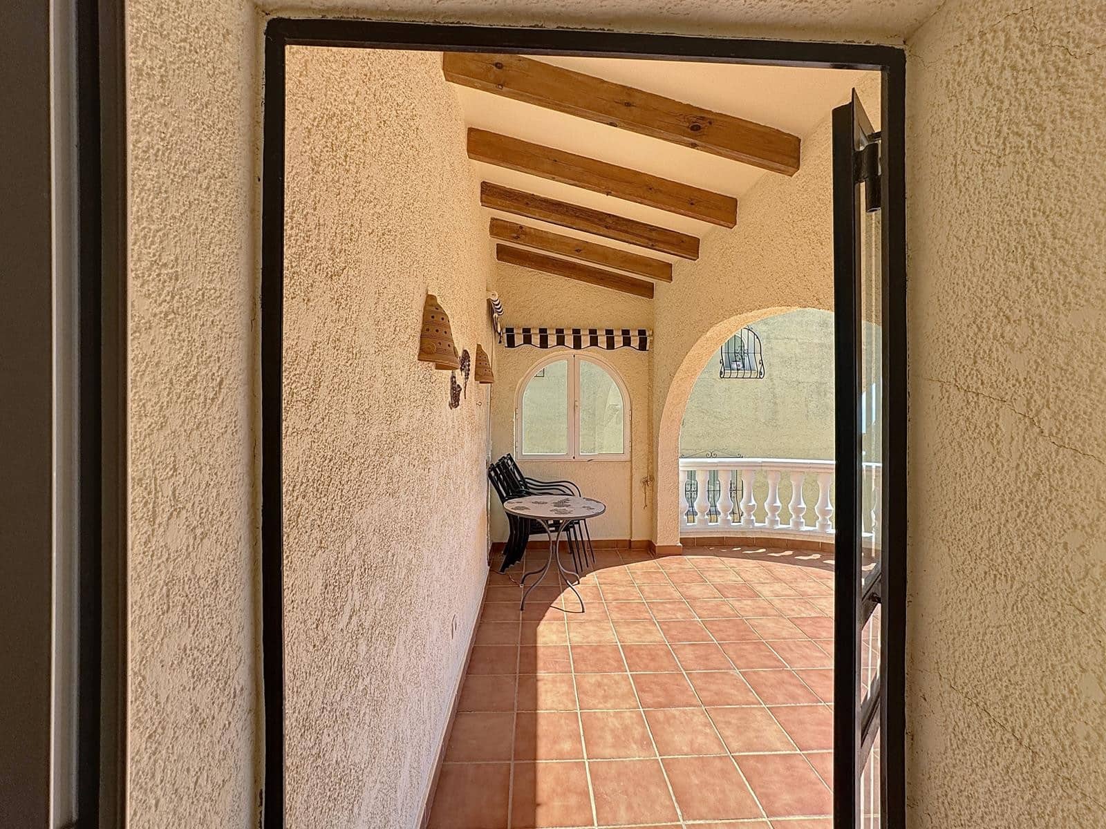 4 slaapkamer Villa te koop in Moraira met zwembad - € 495.000 (Ref: 9041026)