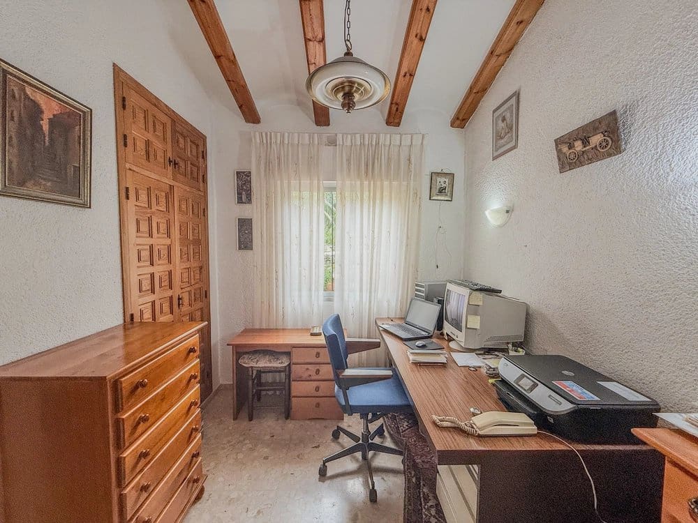 4 soverom Villa til salgs i Benidoleig - € 360 000 (Ref: 9042624)