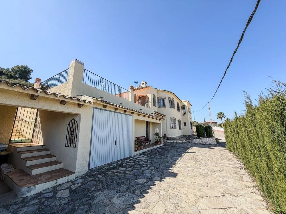 4 soverom Villa til salgs i Benidoleig - € 360 000 (Ref: 9042624)