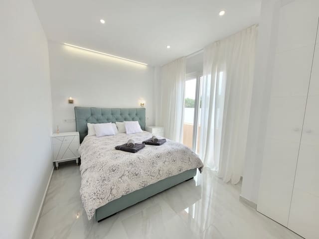 2 quarto Apartamento para arrendamento para férias em Los Europeos, Torrevieja com Garagem - 399 € (Ref: 9049532)