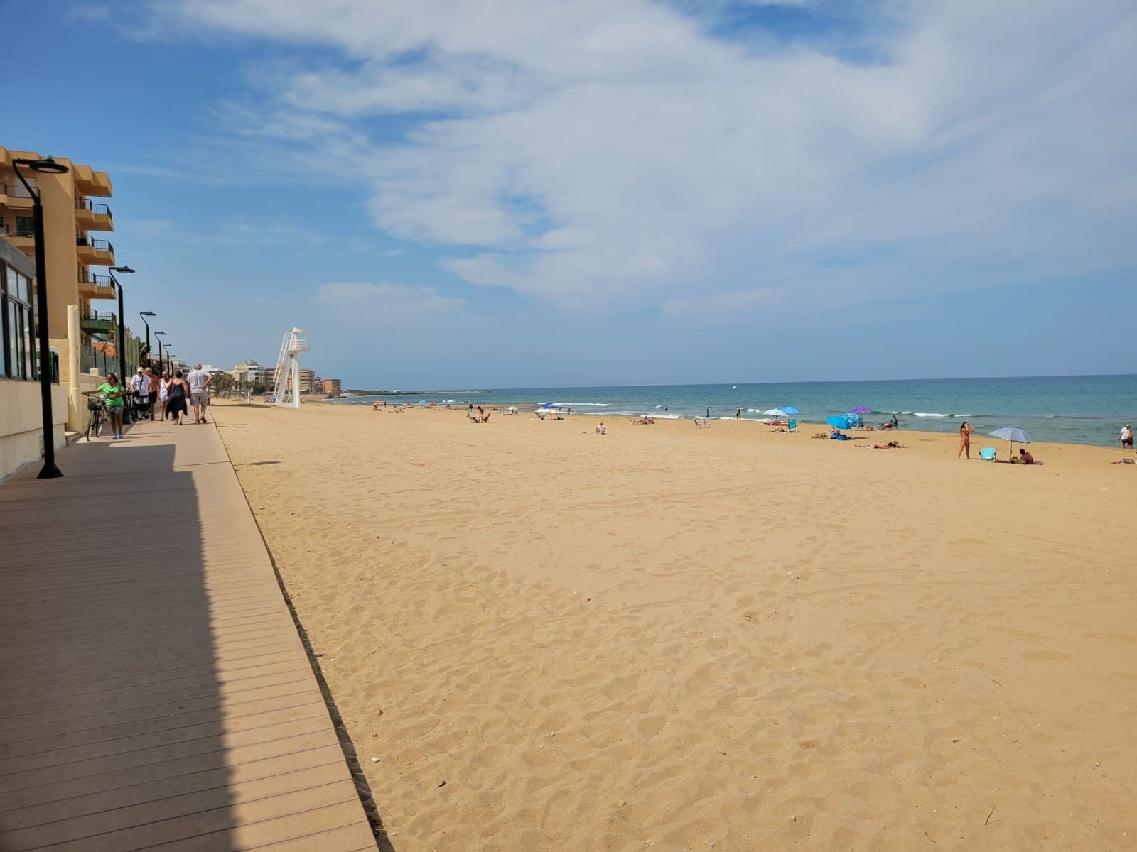 2 slaapkamer Appartement voor vakantieverhuur in La Mata met garage - € 399 (Ref: 9049532)