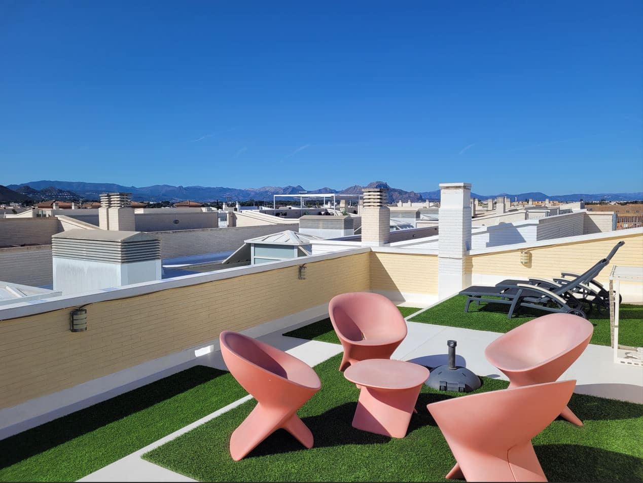 3 makuuhuone Kattohuoneisto myytävänä paikassa Denia mukana uima-altaan - 360 000 € (Ref: 9076915)