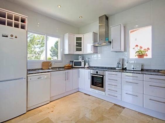 Chalet de 3 habitaciones en Dénia en venta con piscina - 829.000 € (Ref: 9077766)