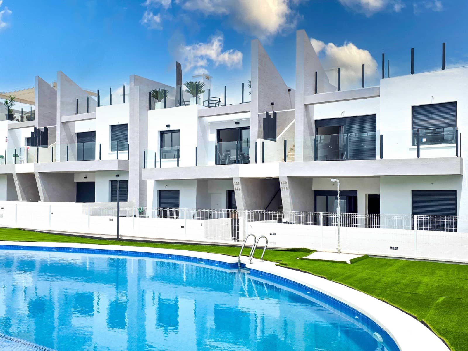 Appartement de 2 chambres de location de vacances à San Miguel de Salinas avec piscine - 693 € (Ref: 9097147)