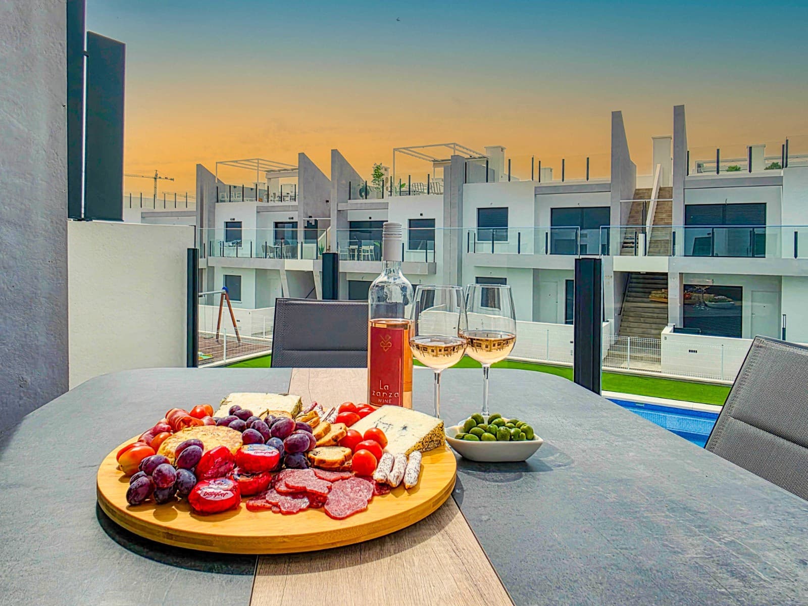 Appartement de 2 chambres de location de vacances à San Miguel de Salinas avec piscine - 693 € (Ref: 9097147)