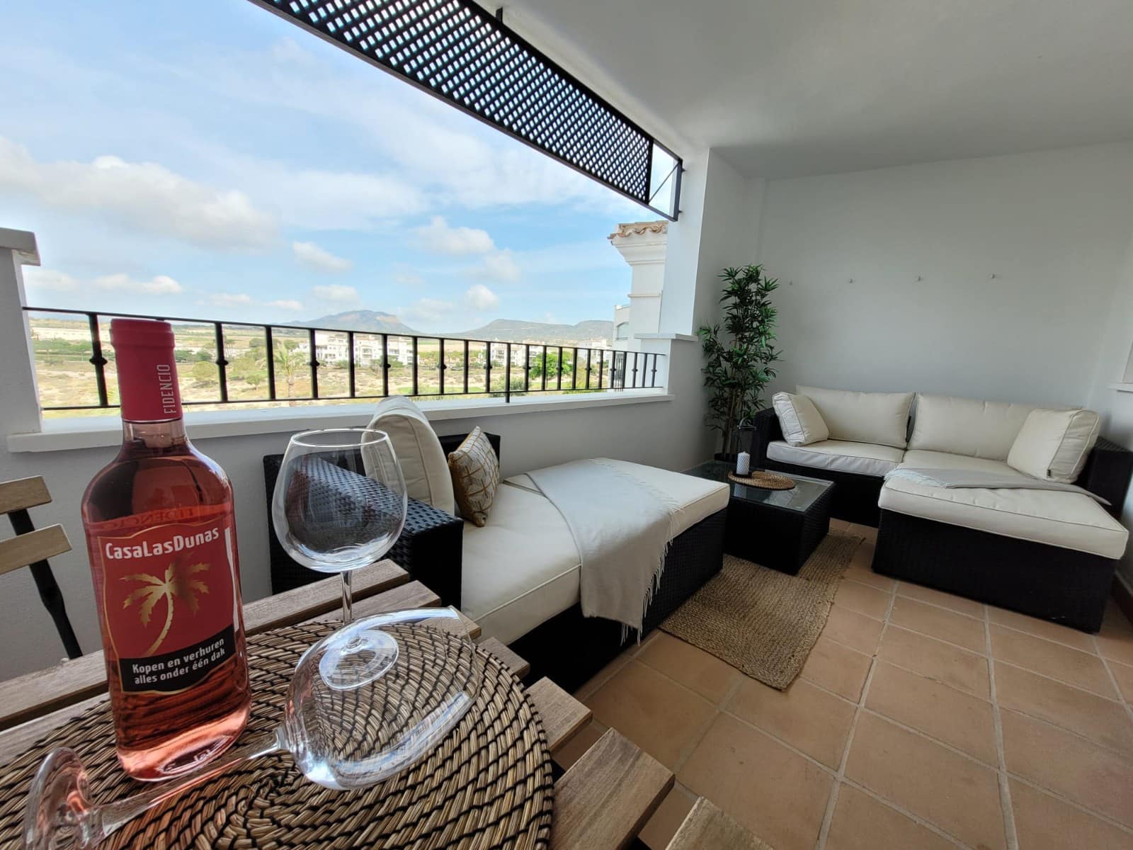   2 soveværelse   ferieLejlighed i Sucina   med   swimmingpool  garage  - € 329 (Ref: 9101668)