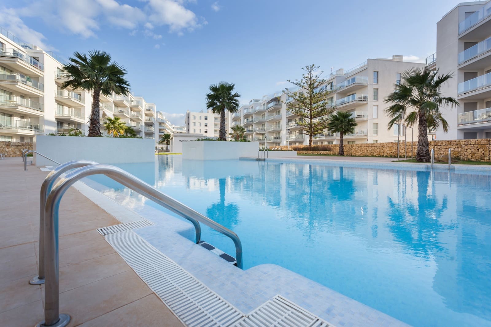 2 slaapkamer Penthouse te koop in Denia met zwembad - € 465.000 (Ref: 9106287)