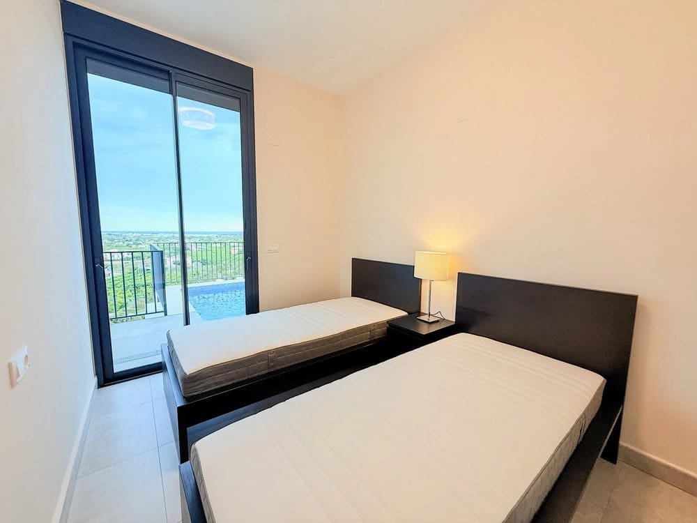 3 bedroom Villa for sale in Pedreguer with pool - € 699,000 (Ref: 9108425)