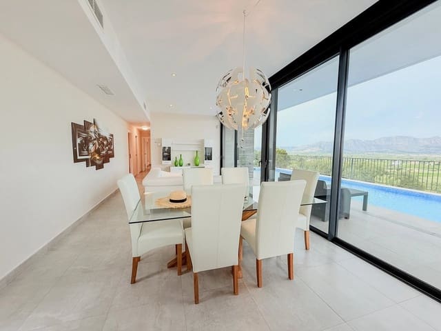 3 slaapkamer Villa te koop in Pedreguer met zwembad - € 699.000 (Ref: 9108425)