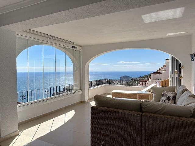 2 slaapkamer Penthouse te koop in Moraira, Teulada-Moraira met zwembad - € 429.000 (Ref: 9109599)
