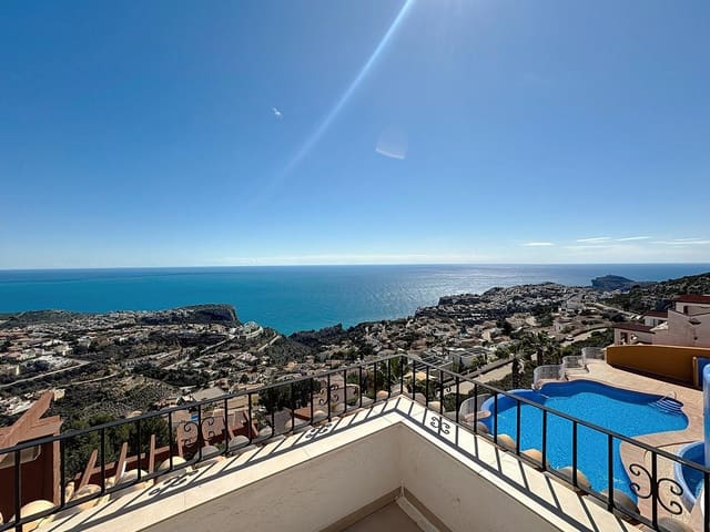 2 slaapkamer Penthouse te koop in Moraira, Teulada-Moraira met zwembad - € 429.000 (Ref: 9109599)