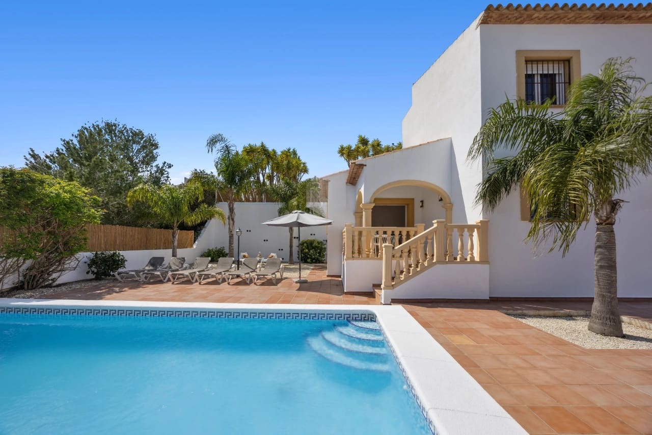 3 slaapkamer Villa te koop in Javea / Xabia met zwembad - € 427.500 (Ref: 9123911)