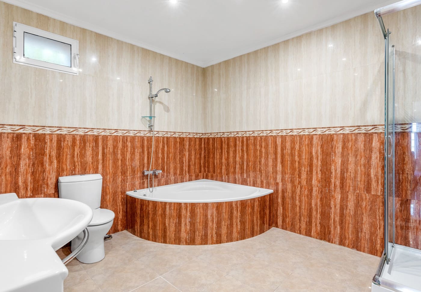 7 slaapkamer Villa te koop in Ciudad Quesada - € 750.000 (Ref: 9138619)