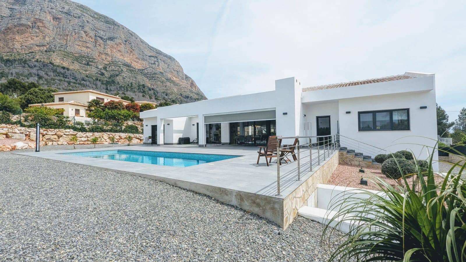 4 Zimmer Villa zu verkaufen in Javea / Xabia mit Pool - 1.495.000 € (Ref: 9138624)