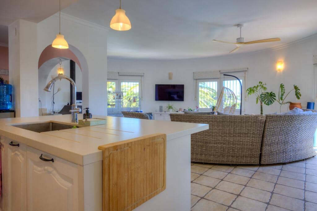 6 Zimmer Villa zu verkaufen in Moraira mit Pool - 925.000 € (Ref: 9138631)