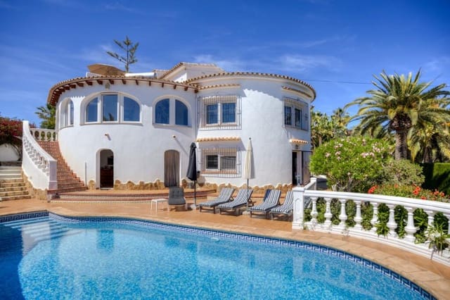 6 Zimmer Villa zu verkaufen in Moraira, Teulada-Moraira mit Pool - 925.000 € (Ref: 9138631)