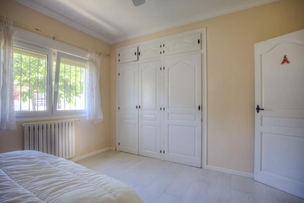 6 Zimmer Villa zu verkaufen in Moraira mit Pool - 925.000 € (Ref: 9138631)